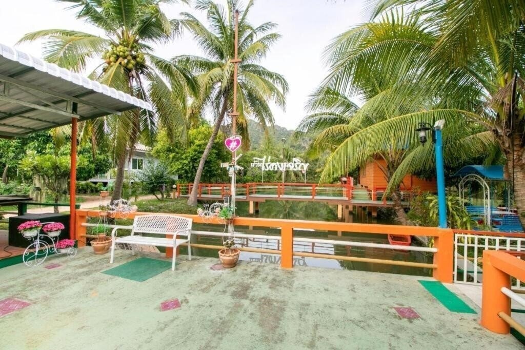 Imaginea Oyo 1062 Baanrai Kongjaroen 3*