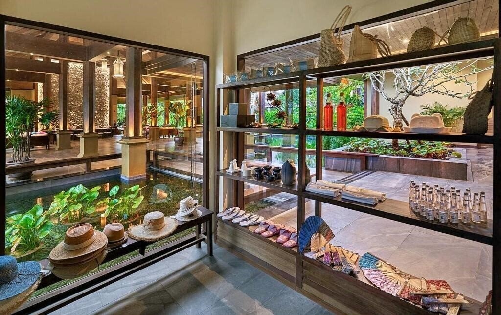 Imaginea Khanom Beach Resort & SPA 4*