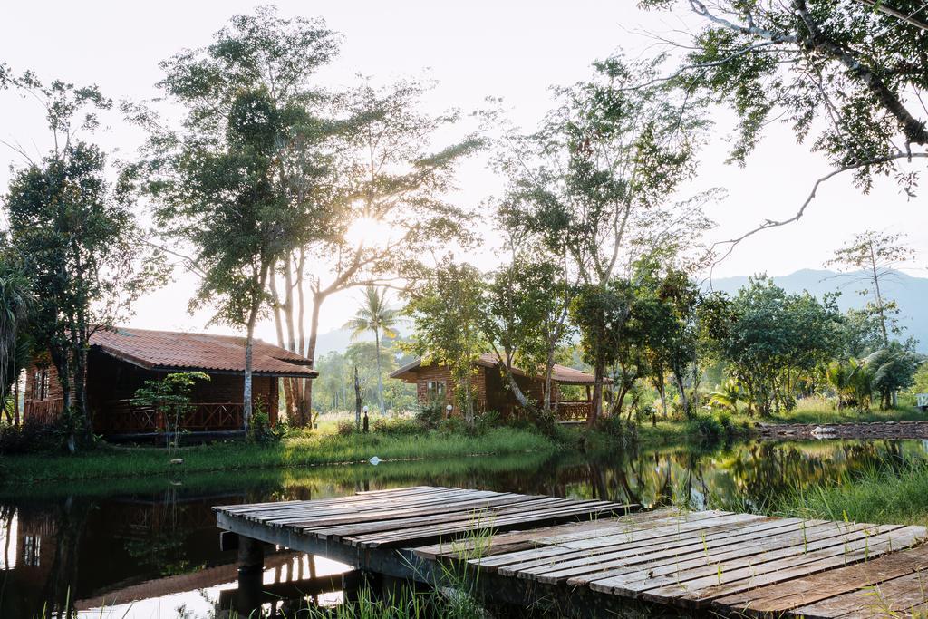 Hotel Koh Chang Boat Chalet (ex. Aunchaleena Beach Front) 3*