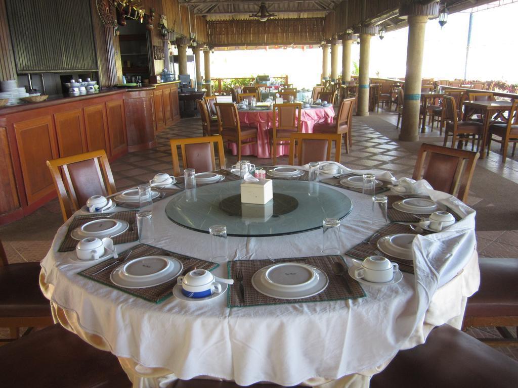 Imaginea Koh Chang Boat Chalet (ex. Aunchaleena Beach Front) 3*