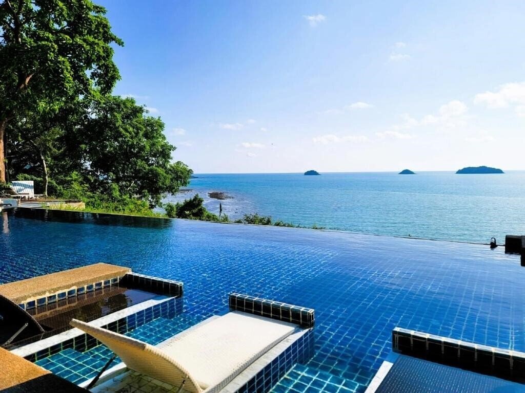 Hotel Koh Chang Cliff Beach Resort 3*