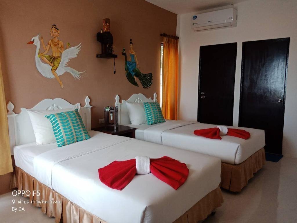 Imaginea Lanta Palace Beach Club 2*