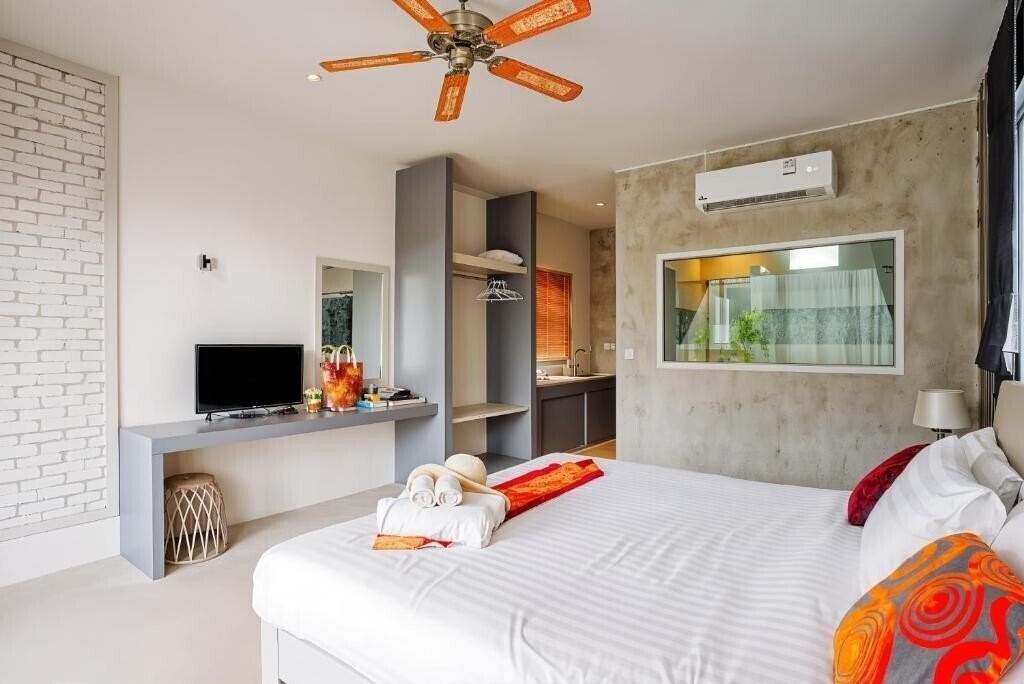 Imaginea Ko Lanta Amantra Lake View Resort 3*