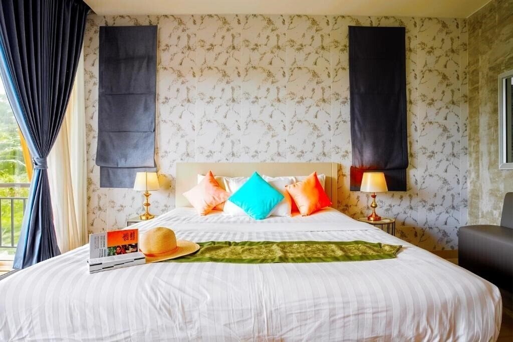 Imaginea Ko Lanta Amantra Lake View Resort 3*
