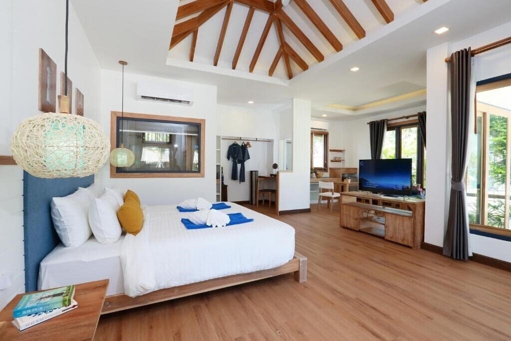 Hotel Lanta Casa Blanca 4*