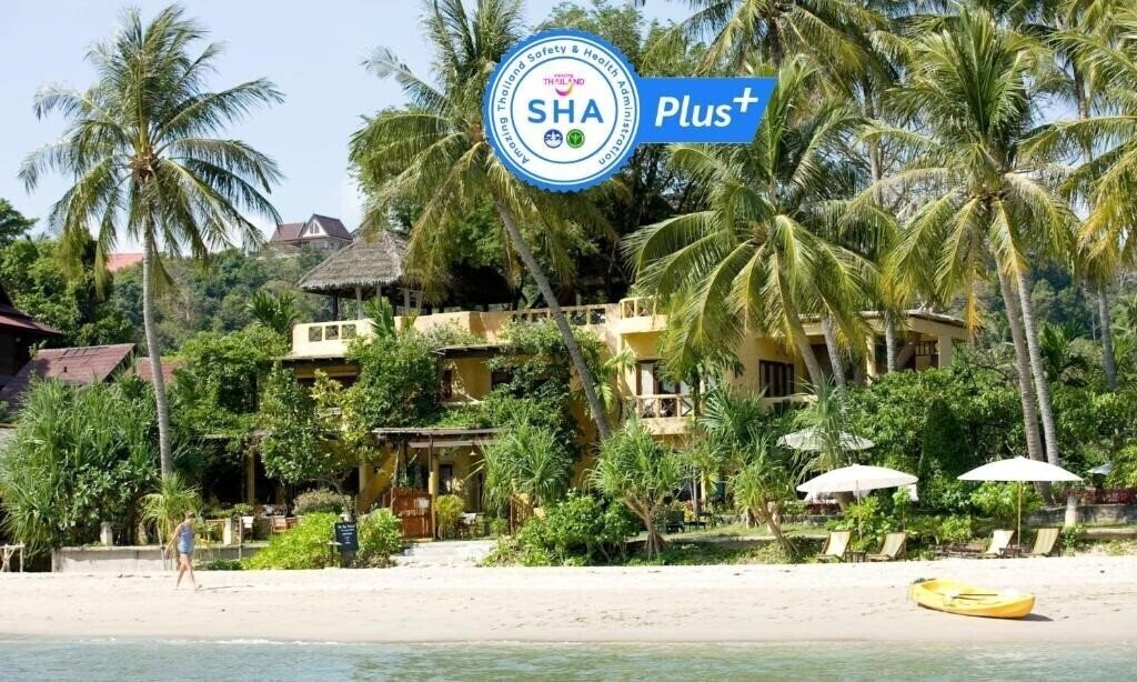 Hotel Vacation Village Phra Nang Lanta 4*