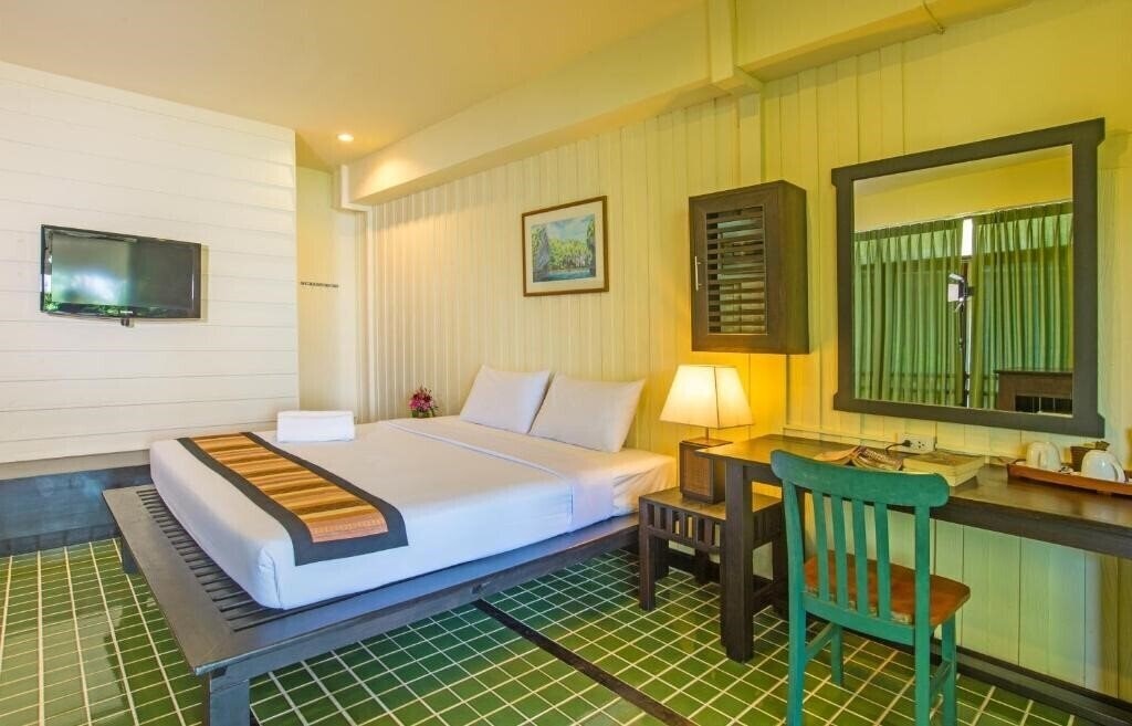 Imaginea Krabi City Seaview Hotel 3*