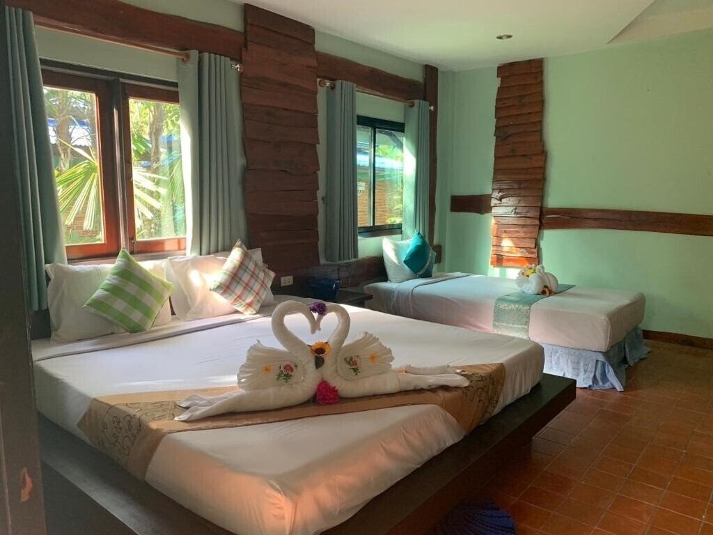 Fotografii Baan Po Ngam Resort 3*