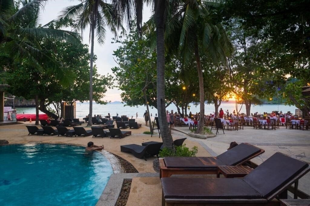 Imaginea Sand Sea Resort 3*