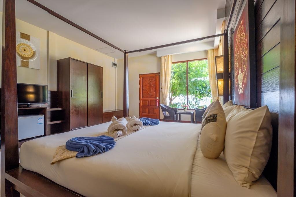 Imaginea Amantra Resort & Spa 3*