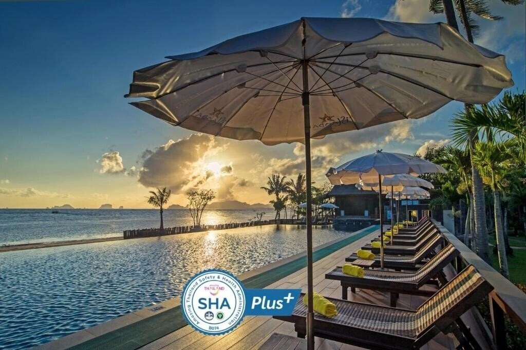 Hotel Islanda Eco Village Resort 4*