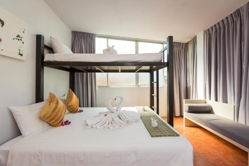 Hotel On Hotel 3*