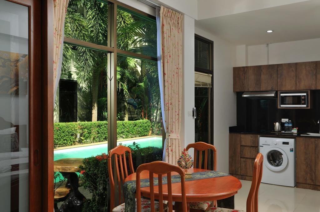 Imaginea Palm Oasis Boutique Hotel 4*