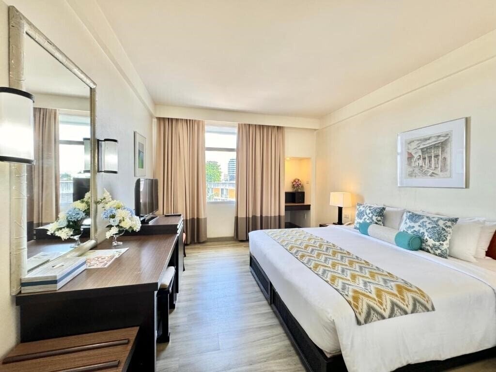 Hotel Phuket Merlin 4*
