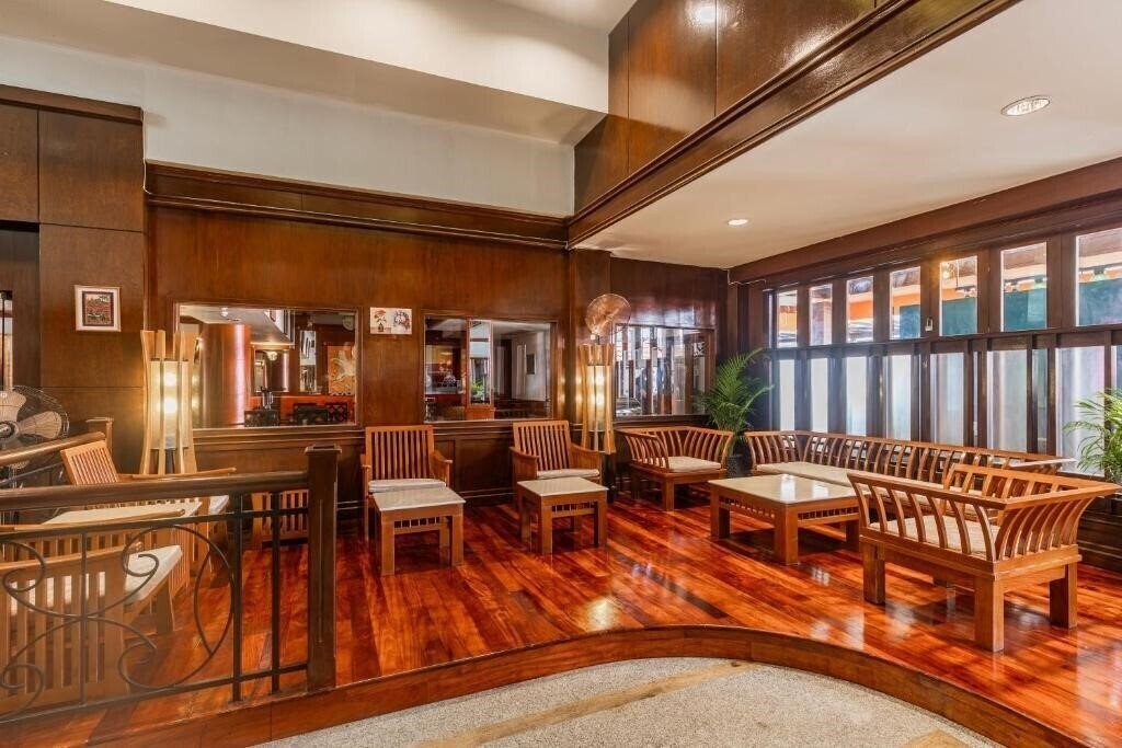 Imaginea Rattana Beach Hotel 3*