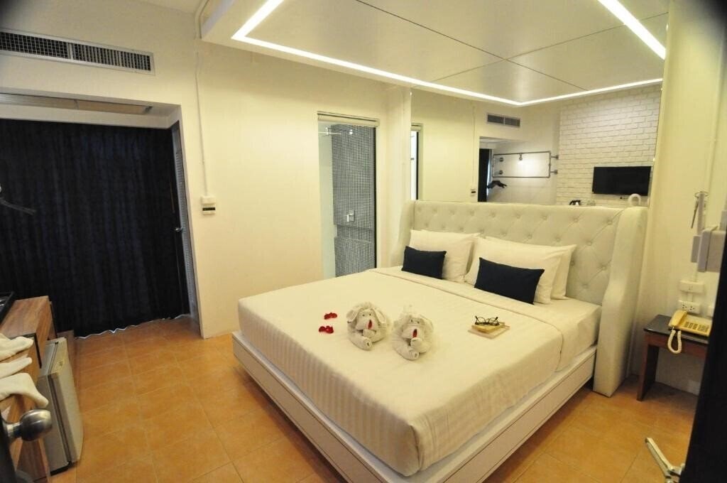 Imaginea Forty Winks Phuket 4*