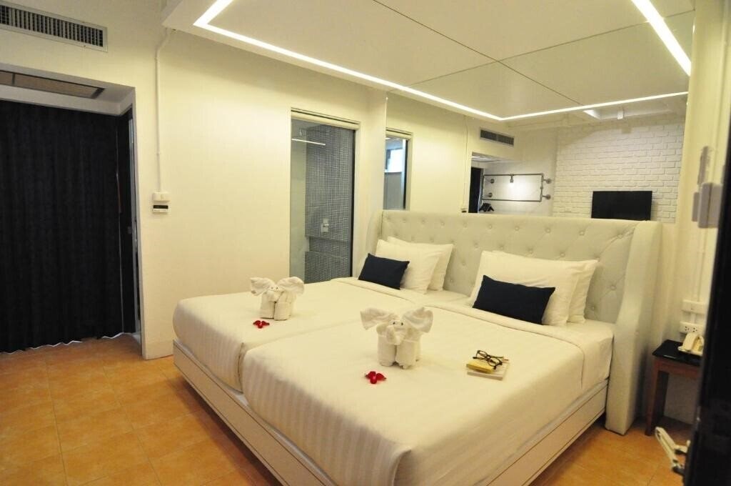 Imaginea Forty Winks Phuket 4*