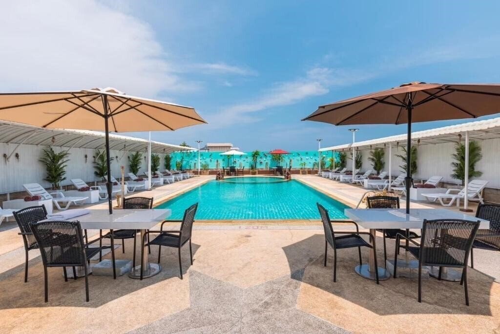 Imaginea Sunshine Resort Phuket 3*