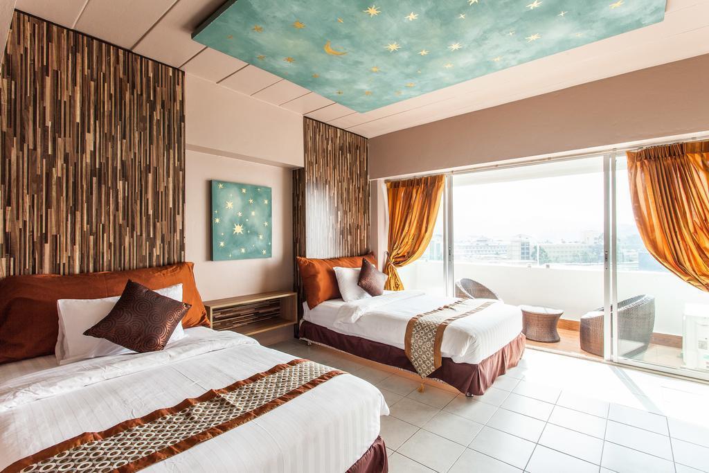 Картинка Patong Heritage 4*