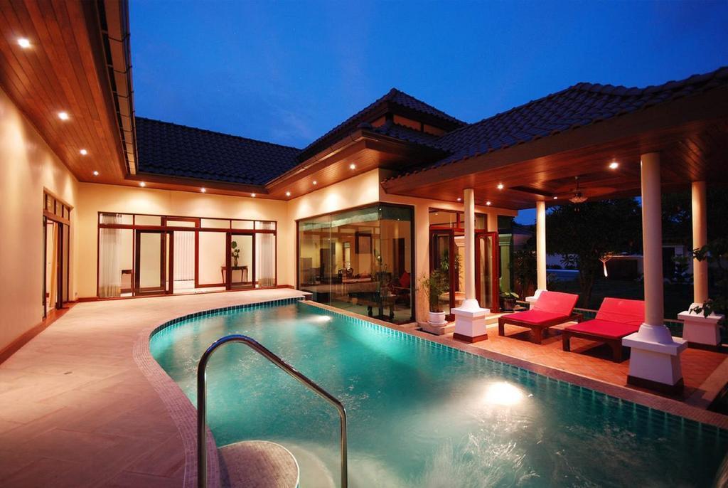 Отель Les Palmares Villas 4*