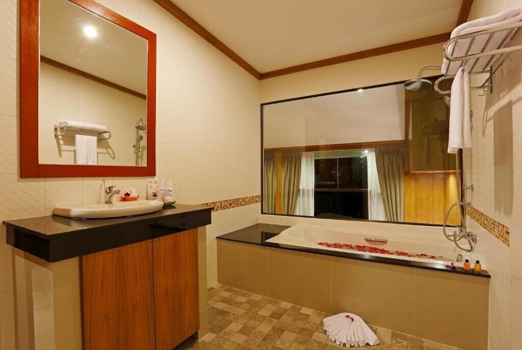 Фотография Chaba Resort & Spa Laguna 3*