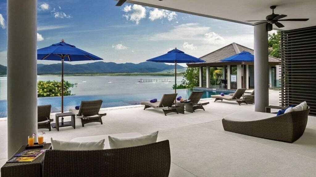 Фото Villa Padma 5*