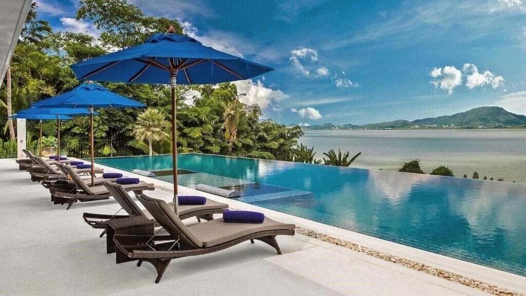 Фотография Villa Padma 5*