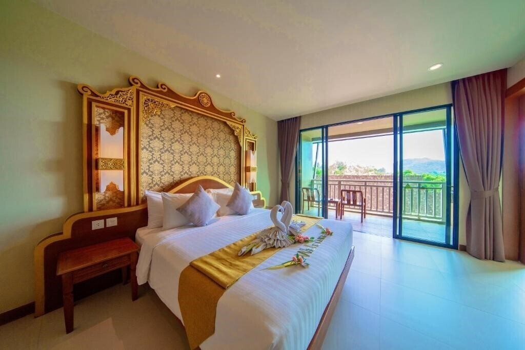 Fotografii Maikhao Palm Beach Resort 5*