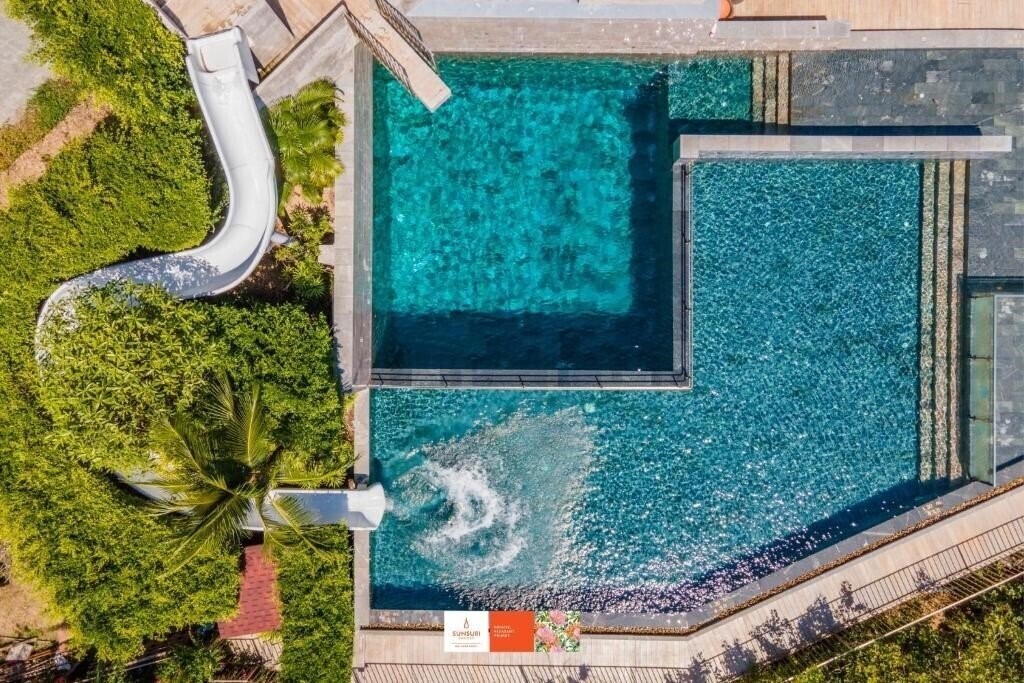 Imaginea Sunsuri Phuket Naiharh Beach 5*