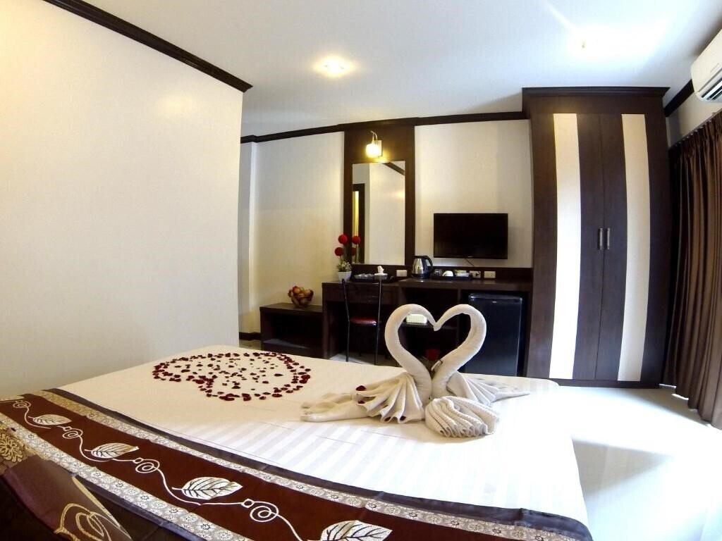 Imaginea Patong Mansion Hotel 3*