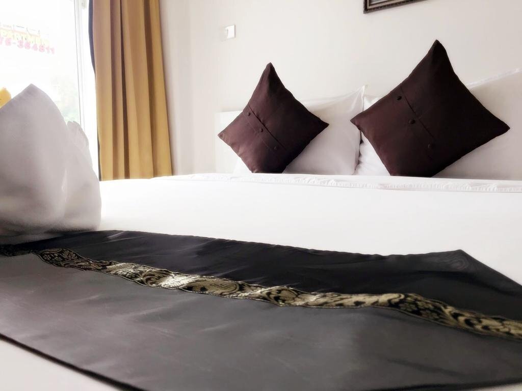 Imaginea Swiss House 1*