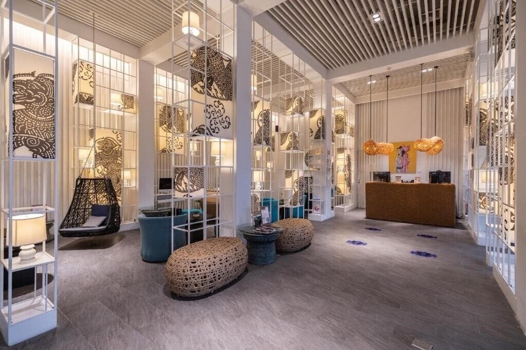 Imaginea At Nai Harn Boutique 3*