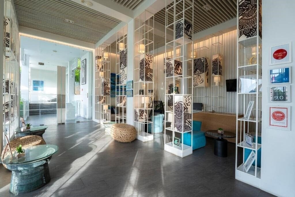 Imaginea At Nai Harn Boutique 3*