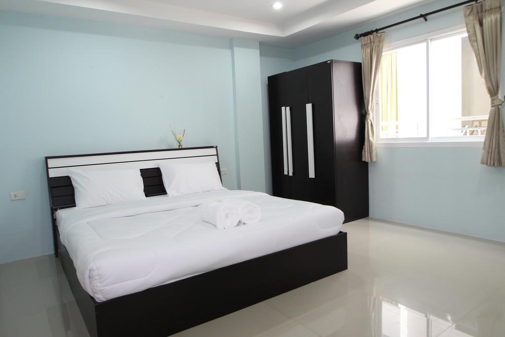 Hotel Angel Service Apartment Patong Beach Hostel 2*