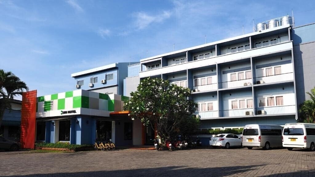 Imaginea Siri Hotel Phuket 1*