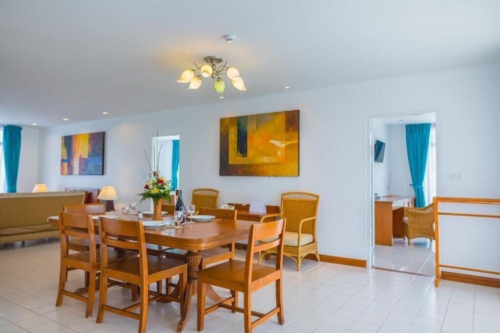 Imaginea Central Waterfront Suites 4*