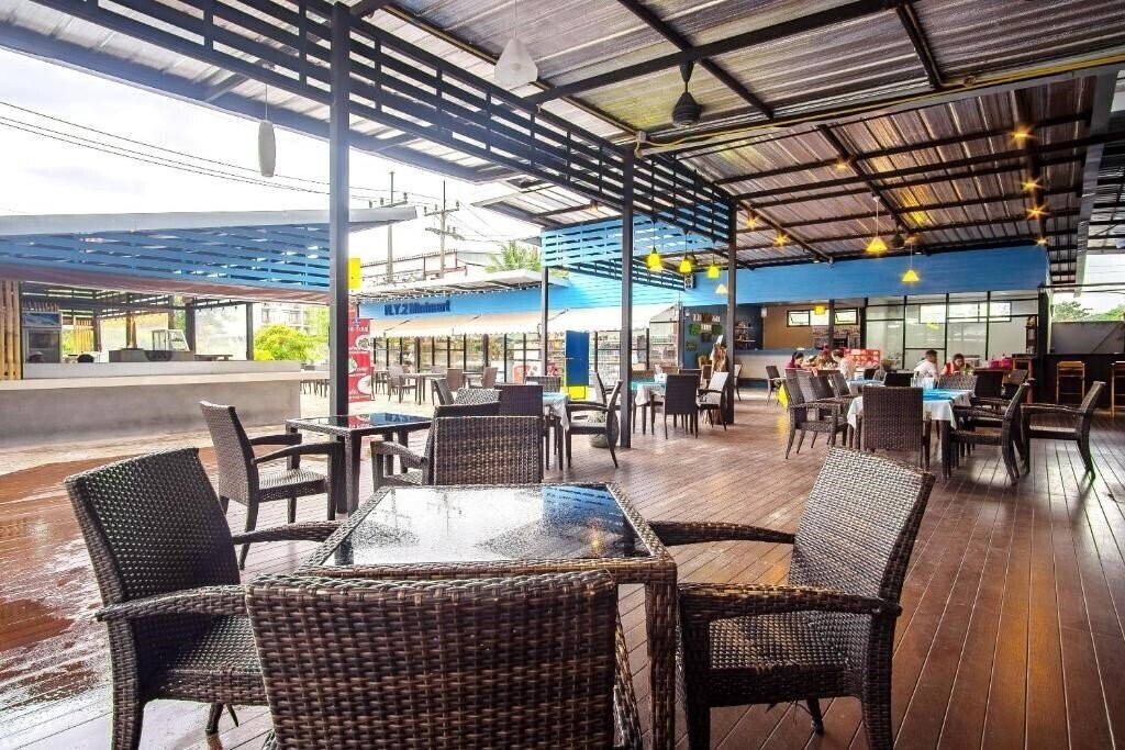 Изображение Nai Yang Beach Hotel 3*