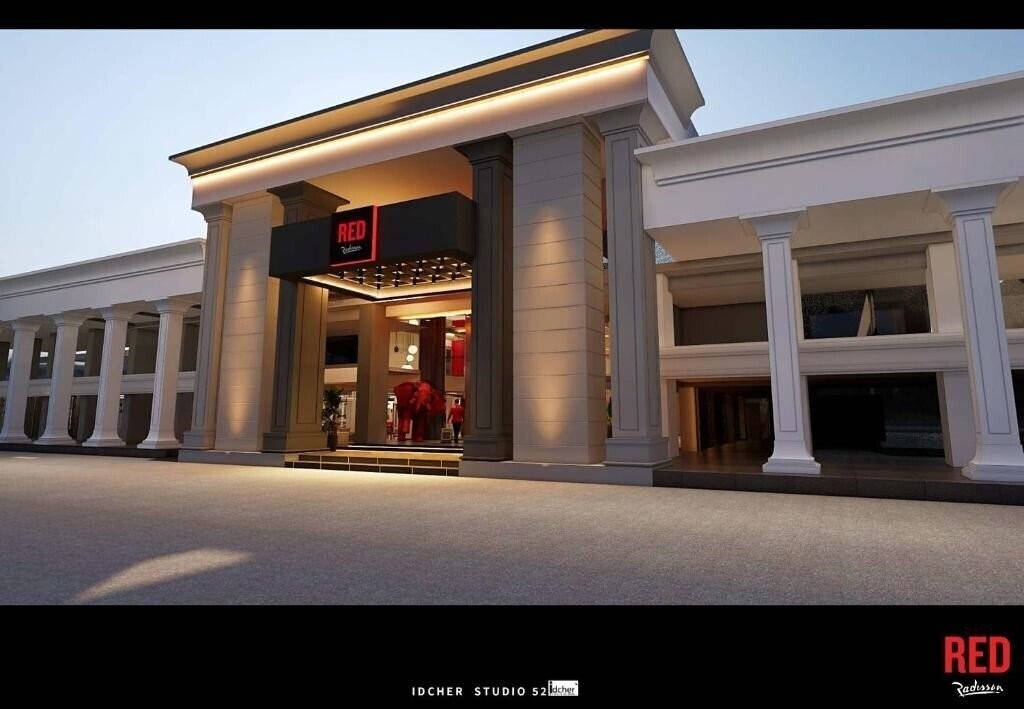 Imaginea Swissotel Resort Phuket Patong Beach 4*