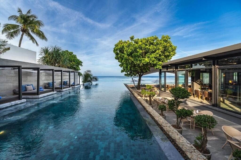 Отель Aleenta Phuket Grand Villas 5*
