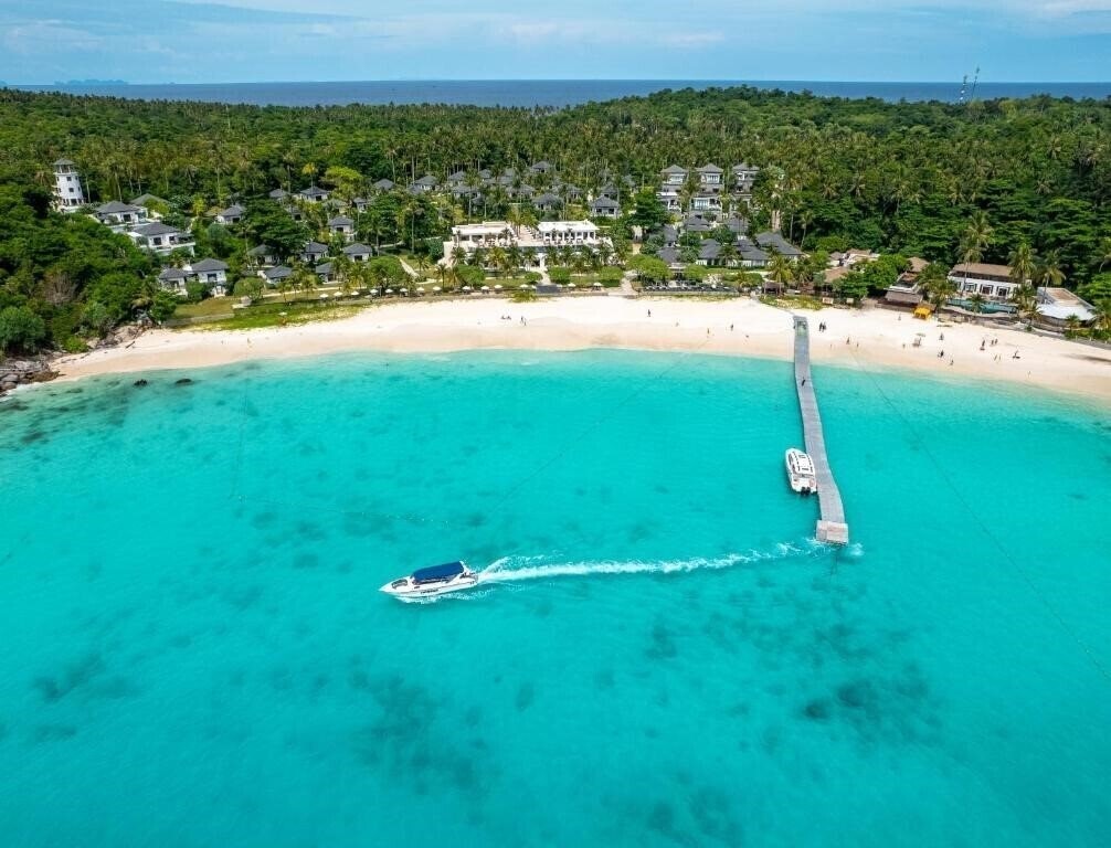 Фото The Racha Phuket Resort 5*