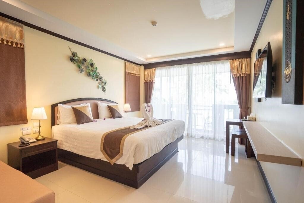 Отель Baan Sailom Hotel Phuket 3*