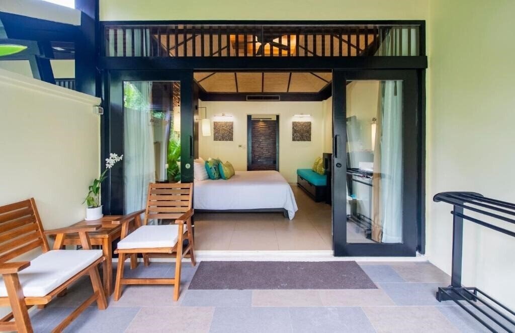 Фото Impiana Resort Patong 4*