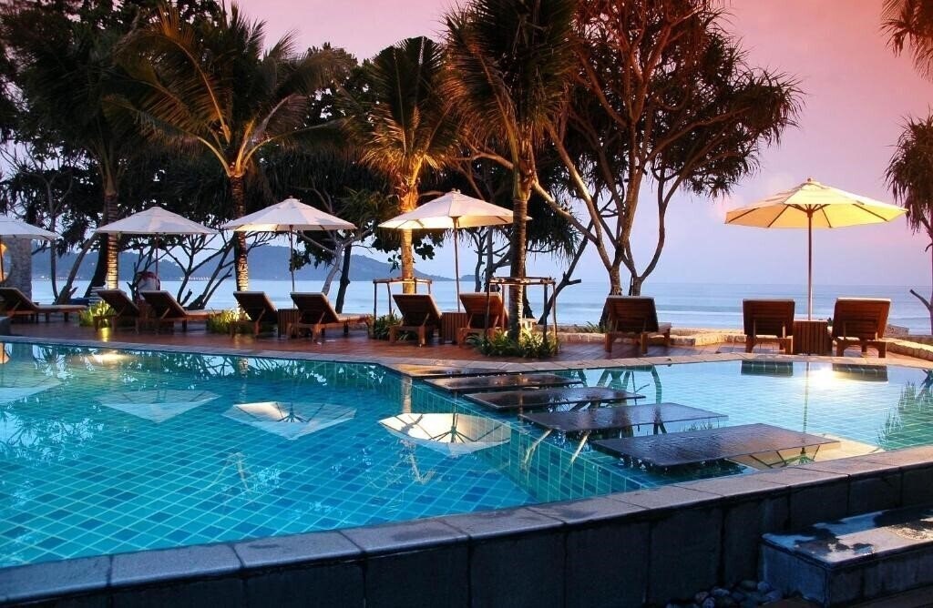 Картинка Impiana Resort Patong 4*