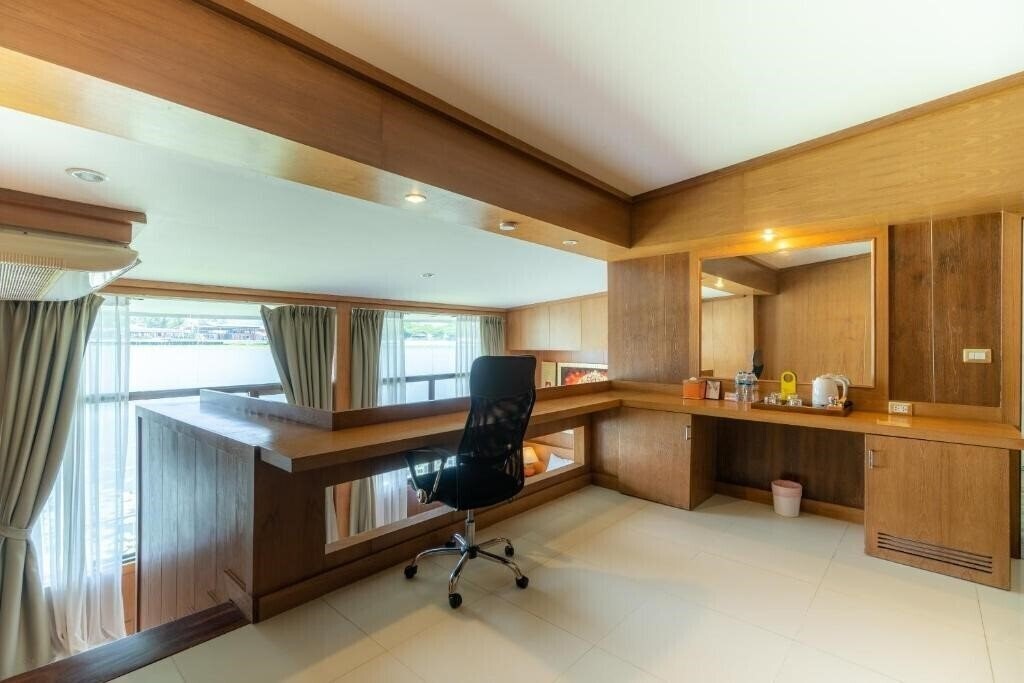 Imaginea Chabana Bang Tao Resort 3*