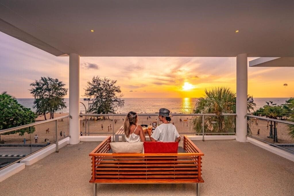 Imaginea Paradox Resort Phuket 5*