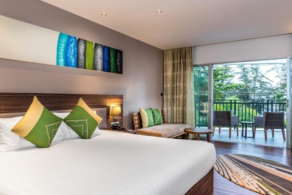 Фото Holiday Inn Resort Phuket Karon Beach (ex. Destination Resorts Phuket Karon Beach) 4*