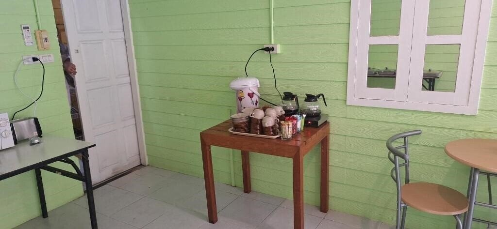 Imaginea Favorite Place Hotel 3*