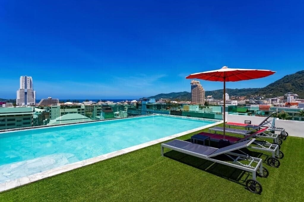 Hotel Neon Patong Hotel 4*