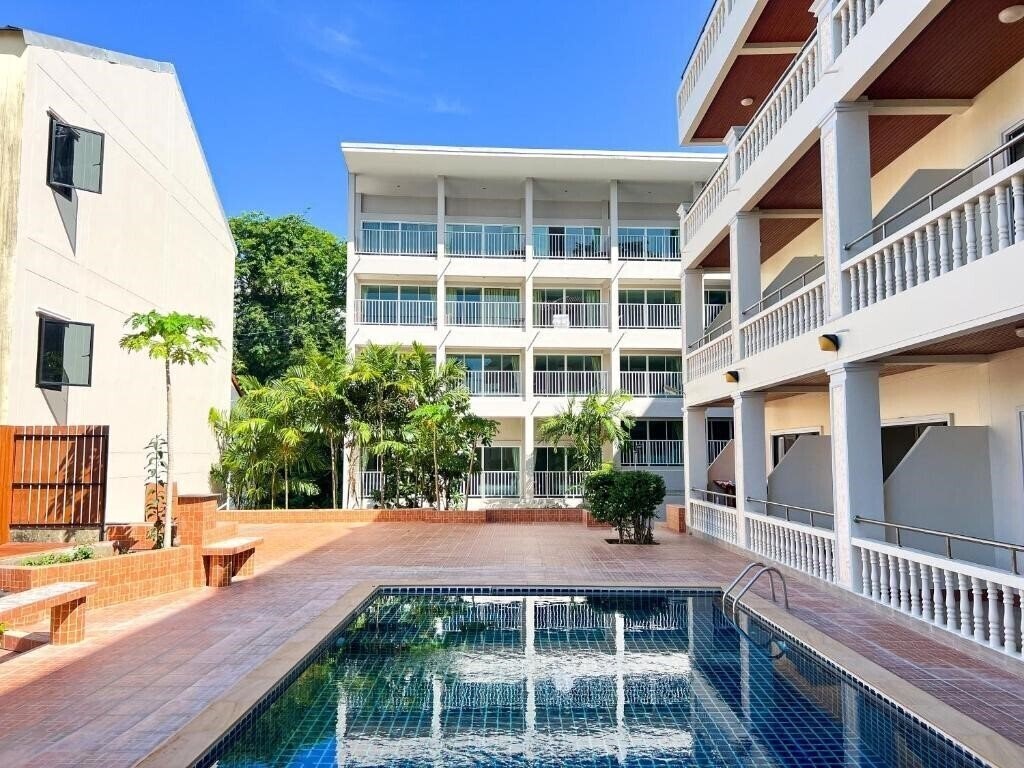 Hotel Tri'S Miracle Kata 4*