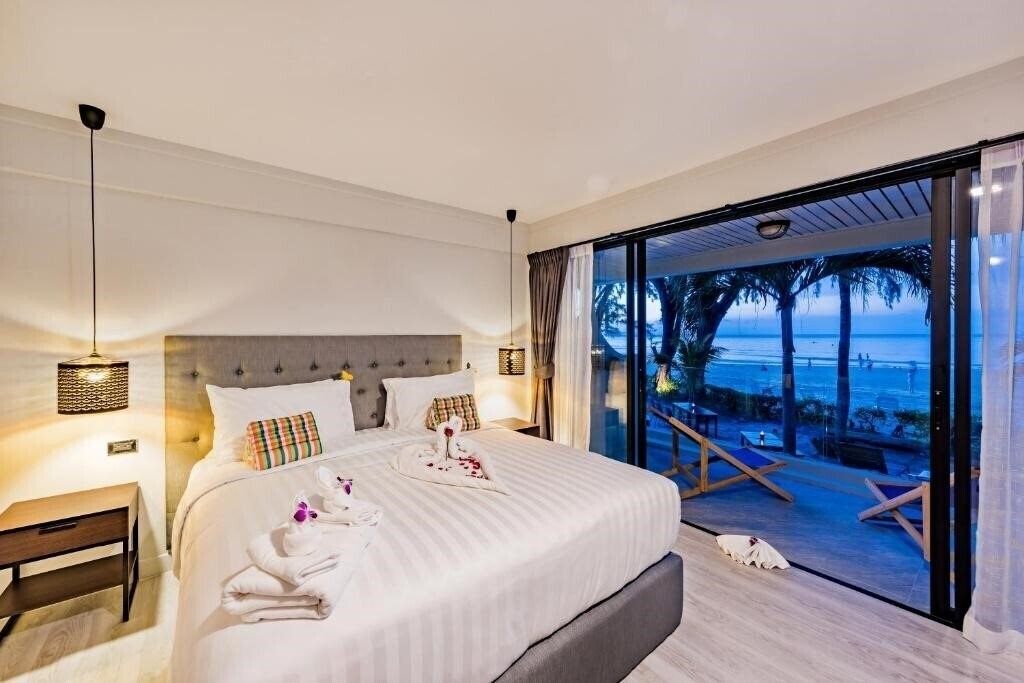 Fotografii Thai Kamala Beach Front 3*